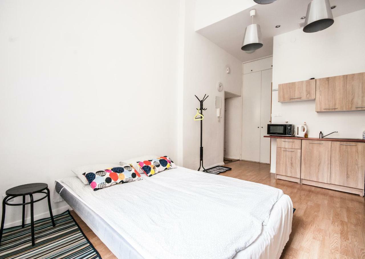 Apartment In The Center Of Varşovia Exterior foto